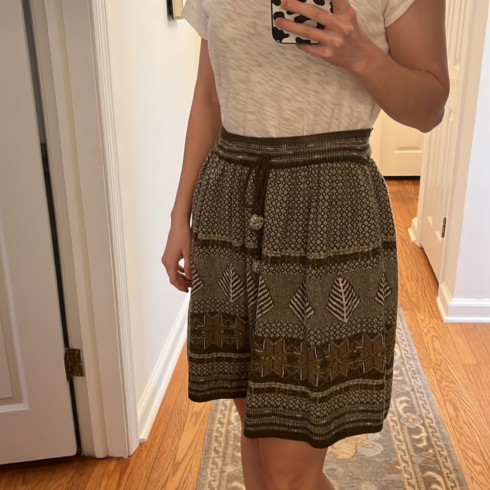 Thursday Island Knit Skirt Size Small